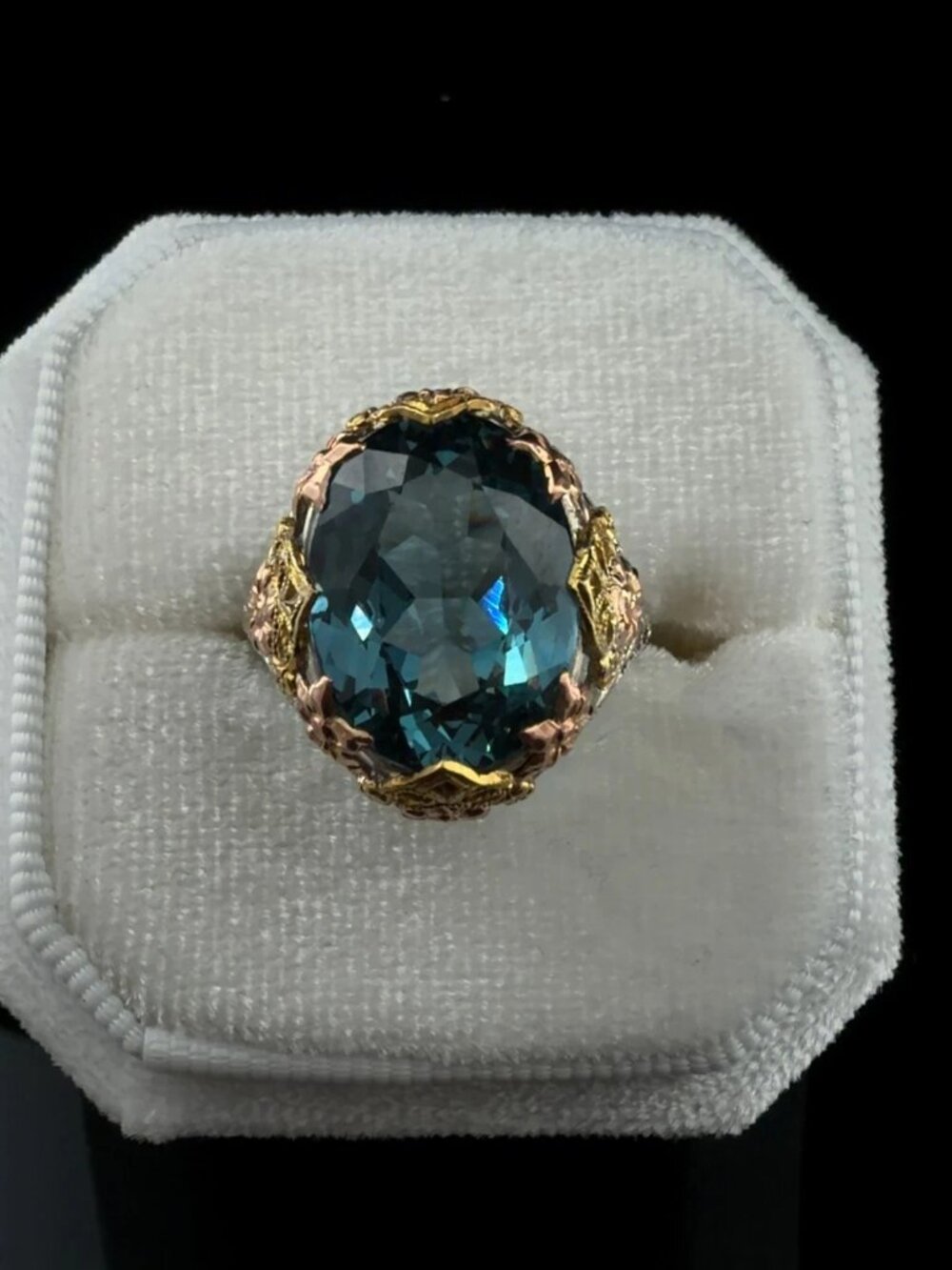 Vintage 14K Tri-Color Gold Oval Blue Spinel Floral Cocktail Ring 16x12mm Estate
